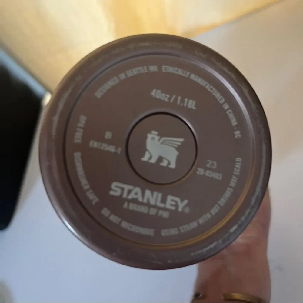 Stanley Travel Mug with Animal Stickers – 40 oz Tumbler with Straw & Hand - Picture 4 of 4
